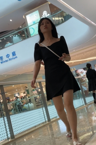 【㊙️新KingKCD】CD2536//气质黑裙子美女跟拍CD粉白NN